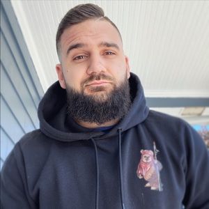 Meet your Posher, Thomas